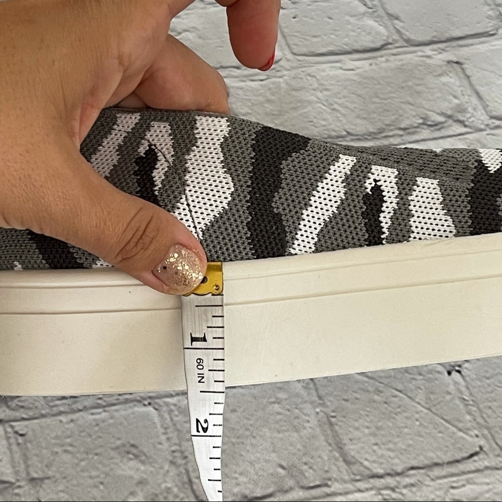 NEW Steve Madden platform grey army print sneakers - Picture 10 of 10